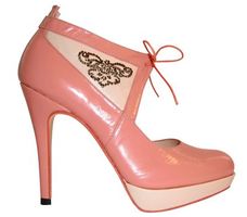 High-Heels voller Phantasie und Herzblut kreierten die Absolventen der Deutschen Schuhfachschule Pirmasens und ernteten dafür viel Lob und stattliche Preise.   